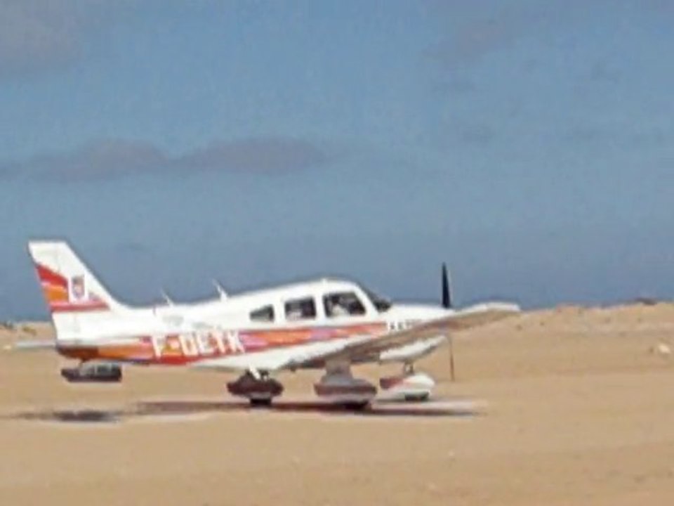 Décollage du PA 28 à Cap Juby