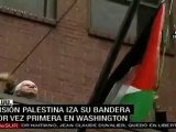 La bandera palestina ondea por primera vez en Washington
