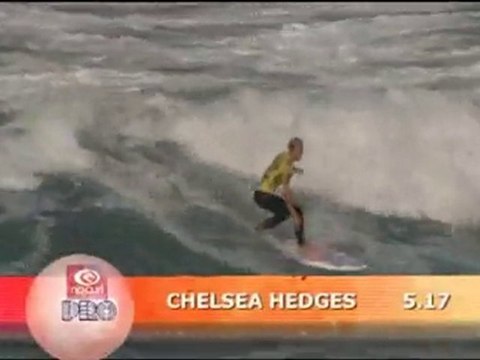 Chelsea Hedges vs. Sofia Mulanovich in Semis 2 - 2010 Rip Curl Women's Pro Bells Beach