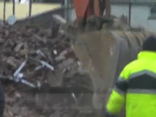 Ferrière/Grande : démolition d'un ancien café