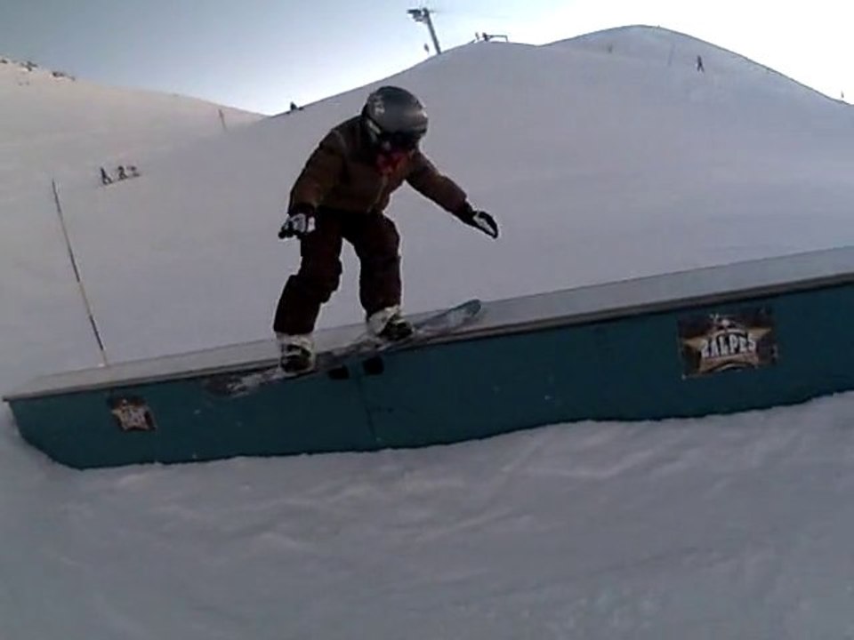 Lenny - long box - board slide nose press