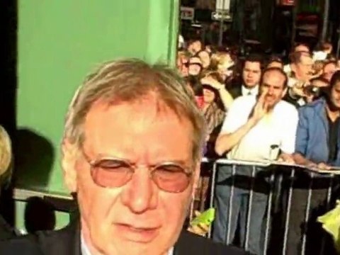 All Hot Hollywood Gossip Including Newly Single Zac Efron