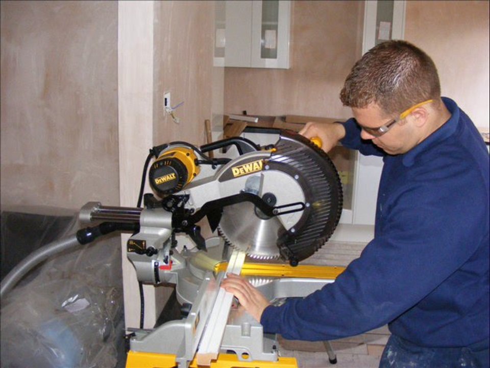 Joiner Glasgow How to fit kitchen
