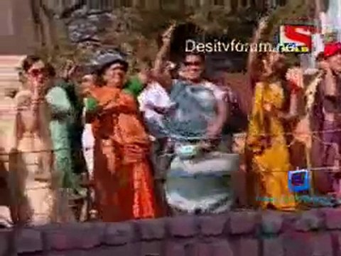 Papad Poll - 20th January 2011 pt4