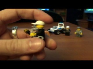 7279 La collection de figurines LEGO Police