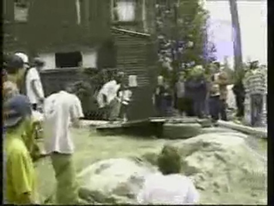 skate : The first 411 video - NSA skateboarding Contest