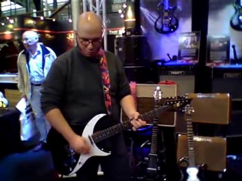 Salon_de_la_musique_stand_INV