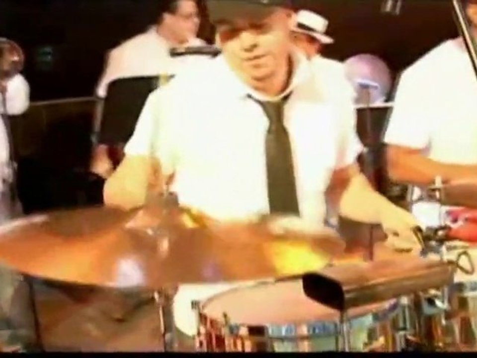 SALSA LATIN MUSIC ♫ GIRO ❛Me he enamorado❜ MusicaCopyleft.es