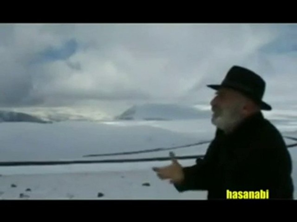 Tuncel Kurtiz - Bir İnat Hikayesi