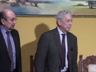 Les Péruviens hésitent à remettre une Fujimori au pouvoir