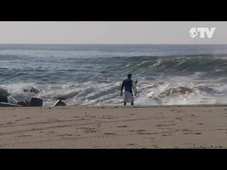 Sam Hammers some waves