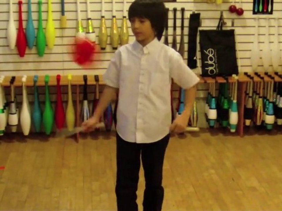 Dube Juggling Presents: Shun Bitar Diabolo