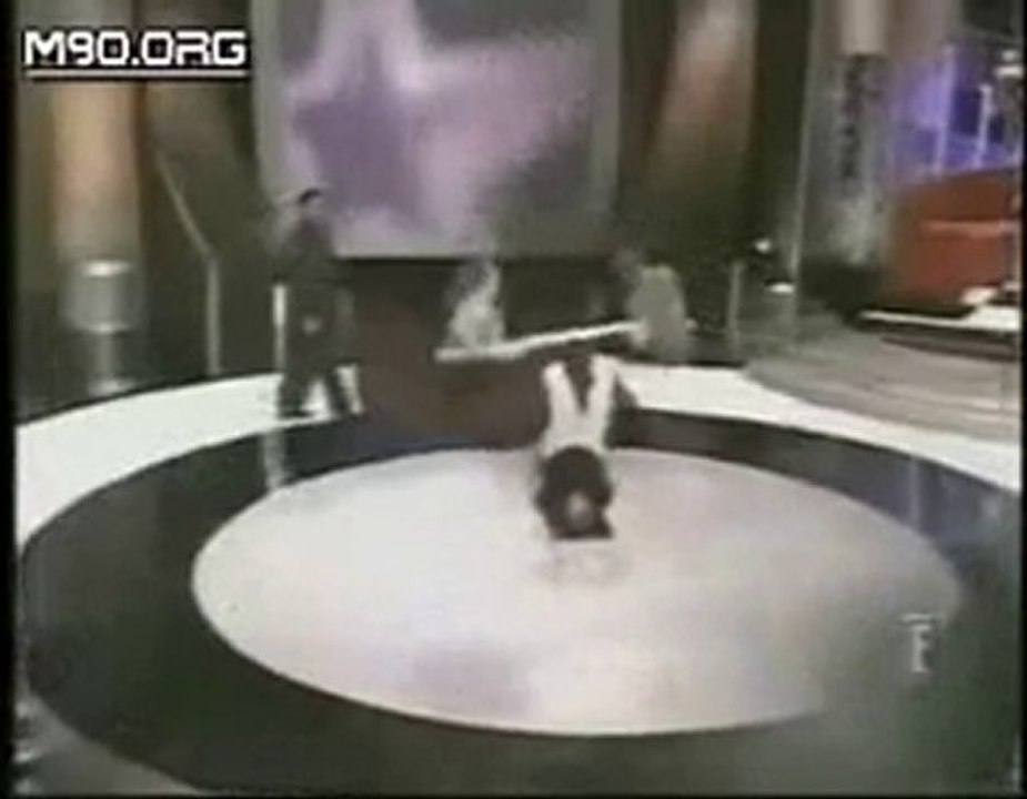 کلام - لا يصدق..شوفوا شو بيسوى...