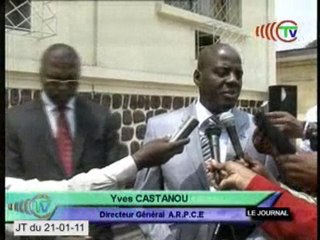 Séance de travail au ministère des postes et télécom