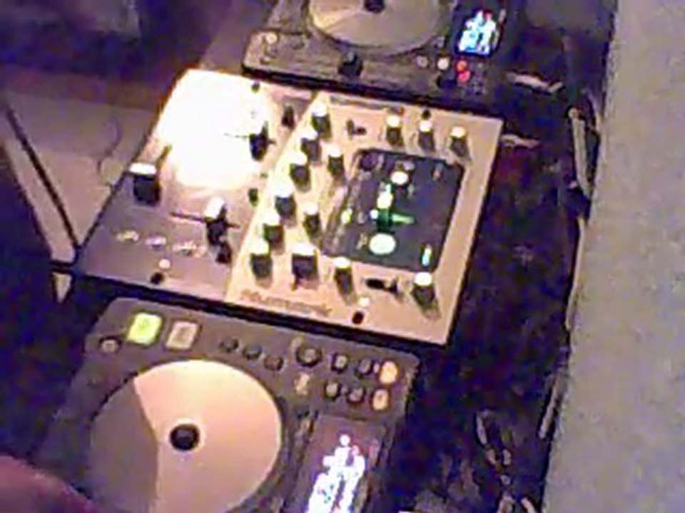 Un Ti Zouk Mix  -  Dj Mickael 974