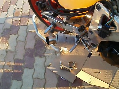 900 CBR pot dan moto sans chicane