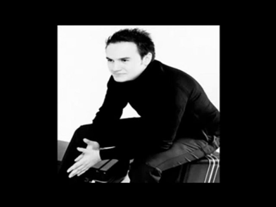 BUGÜN RESMİNİ İNDİRDİM DUVARDAN,CLASS