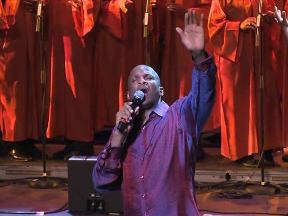 Donnie McClurkin - Agnus Dei - Gospel Festival de Paris 2010