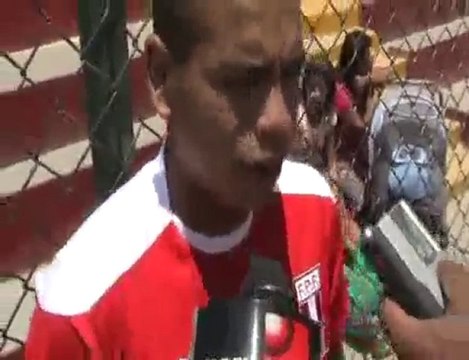 Peru.com: Alexander Callens