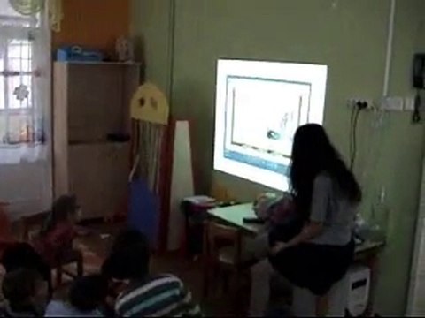 Acıbadem Uçanbalon A.O. Akıllı tahtada ingilizce 201012