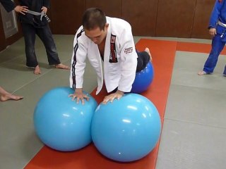 Tropa de Elite Julien Vandelli Pompes 3 Swiss Balls