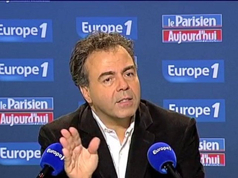 Chatel veut "réinventer l'apprentissage de l'anglais"