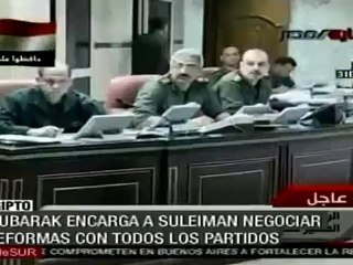 Egipcios llevan ocho días en las calles