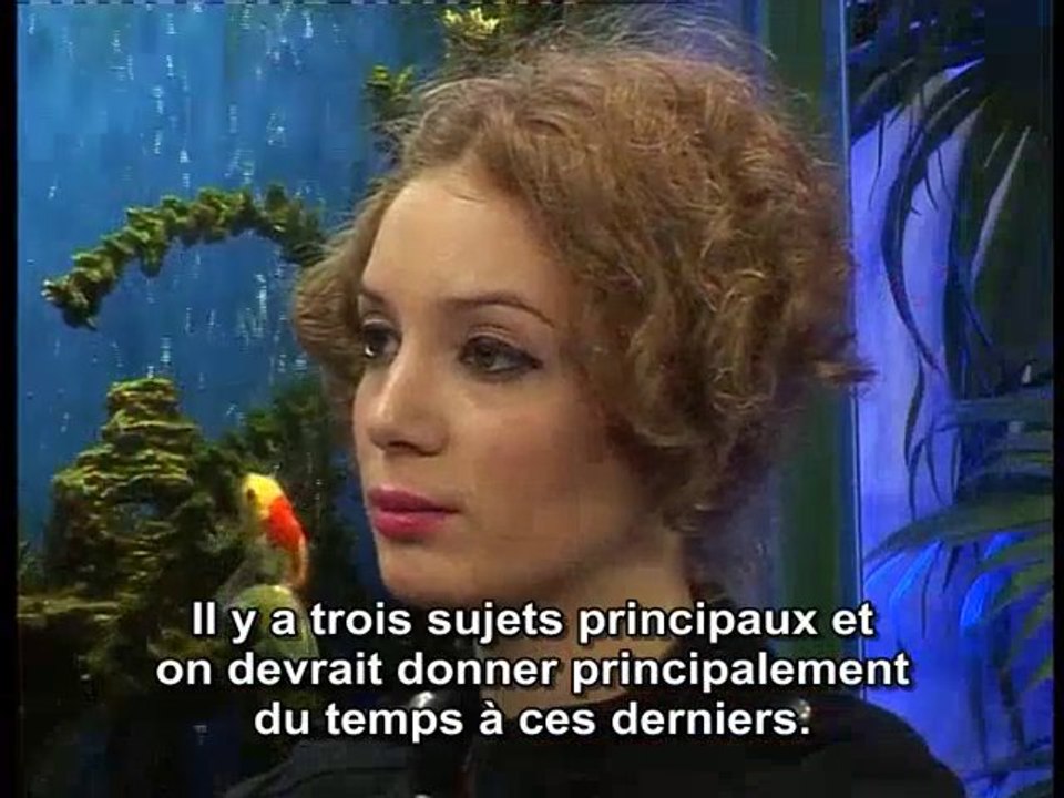Les sujets comme la religion, l'art et la science réelle doi