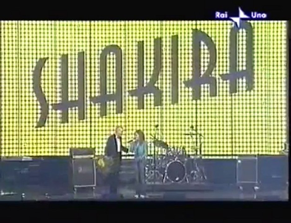 Shakira @ Interview 2006