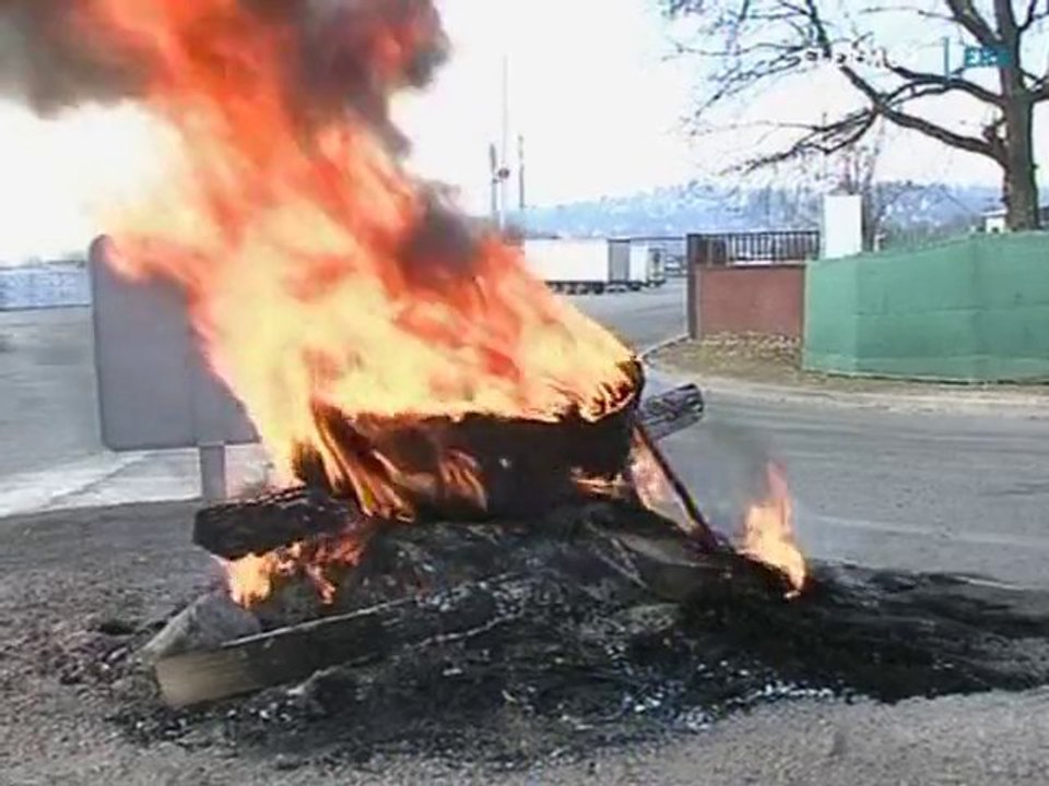 Les salariés de Rockwool en grève (Saint-Eloy-Les-Mines)