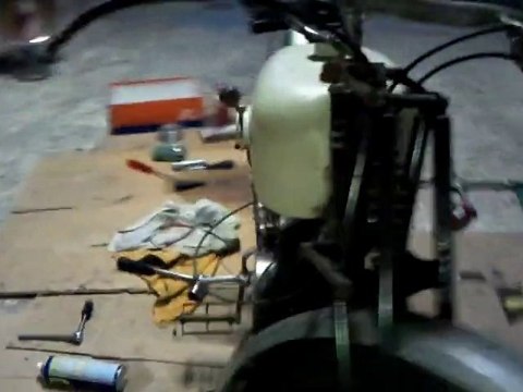 Monet & Goyon à moteur Villiers