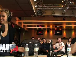 Cauet torse nu à la radio !