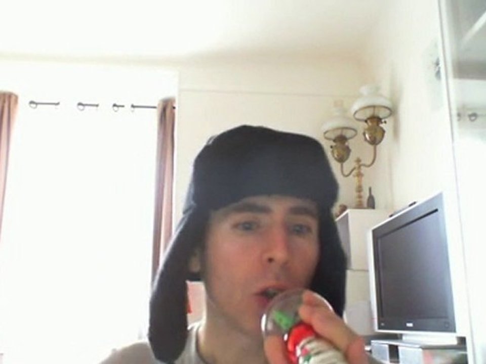 Wiwi égratigne "alors c'est quoi"