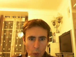 Wiwi égratigne "ma maison" de Rachel