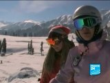 India: Skiing in Gulmarg, in the middle of Himalayan peaks!
