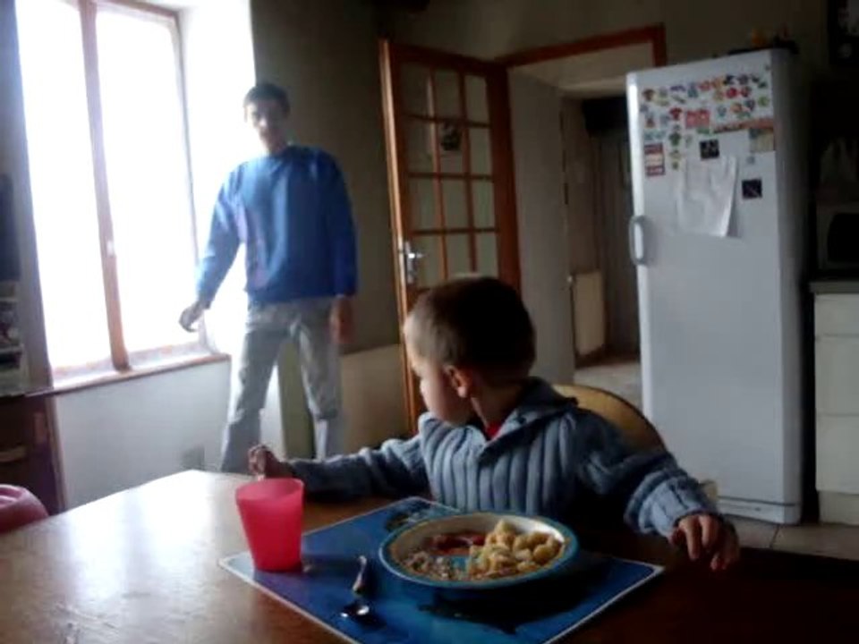 MOV01785