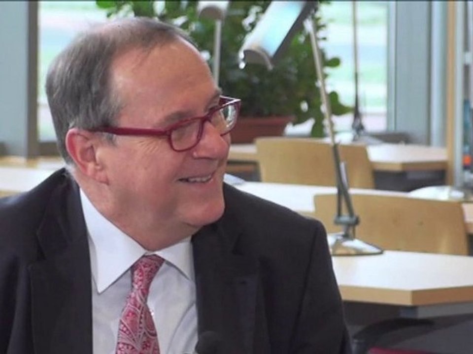 Między Nami - Zwi Rav-Ner