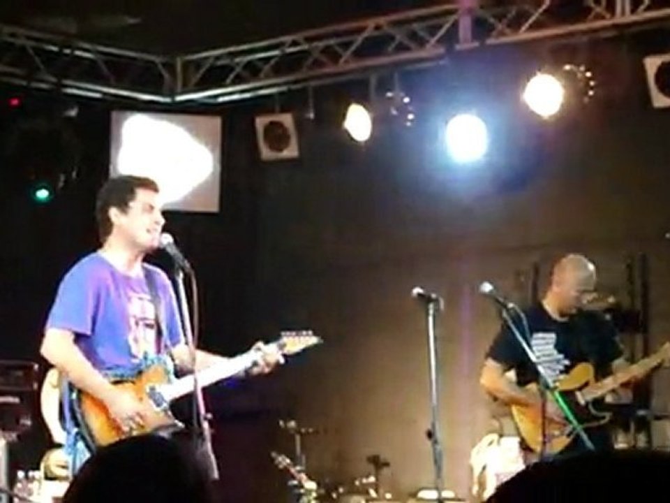 bir damla gözlerimde - pinhani