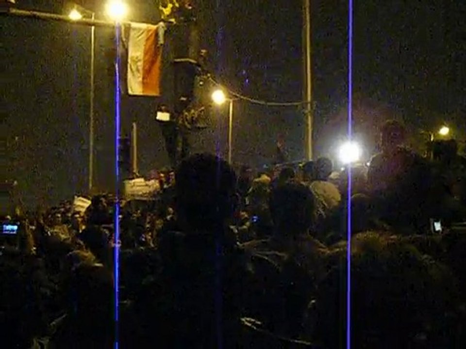 Place Tahareer, 25/01/2011 minuit