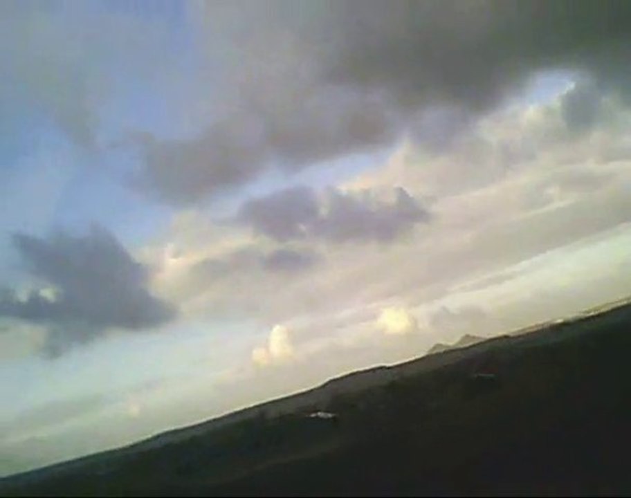 Rafale dépron brushless 450g haute vitesse caméra embarquée