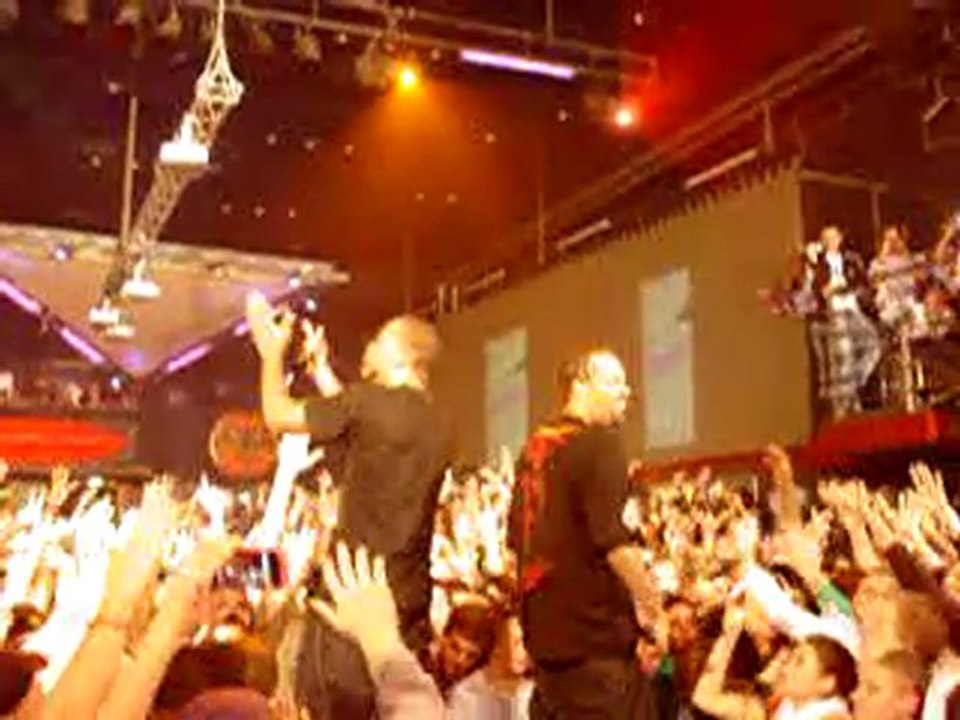 Method Man & Redman Live on stage