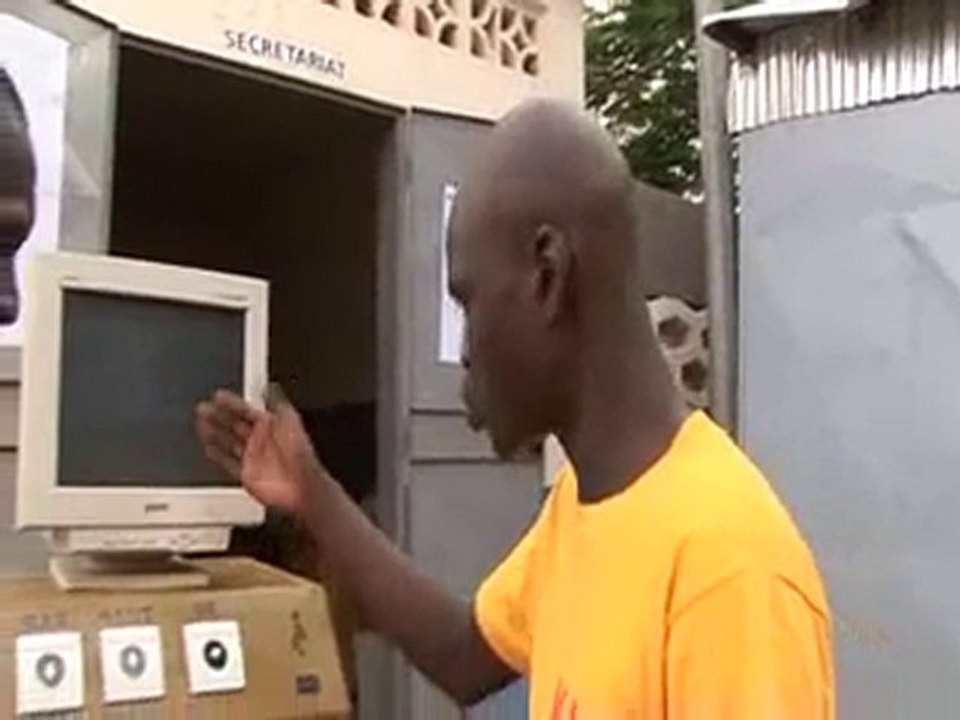 080717 [Demo] Borne de ressources libres a Bamako