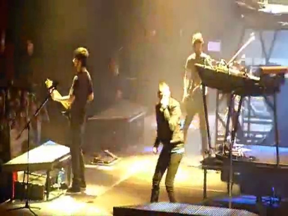 Linkin Park  Bercy 2010  No more sorrow