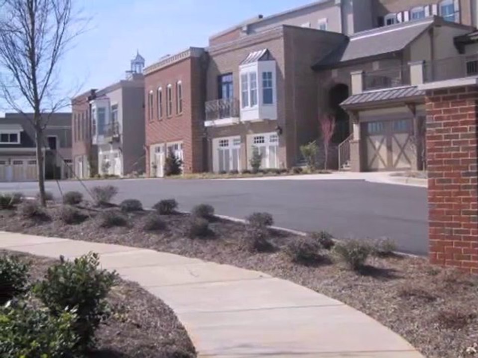 Homes for Sale - 320 Town Center Ave Unit 207 - Suwanee, GA 30024 - Lynn Slimmon