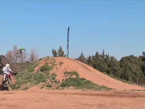 bike: Worlds first Double frontflip on a Mountainbike