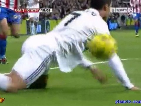 07.11.10 - Real Madrid c. Atletico Madrid - Los goles