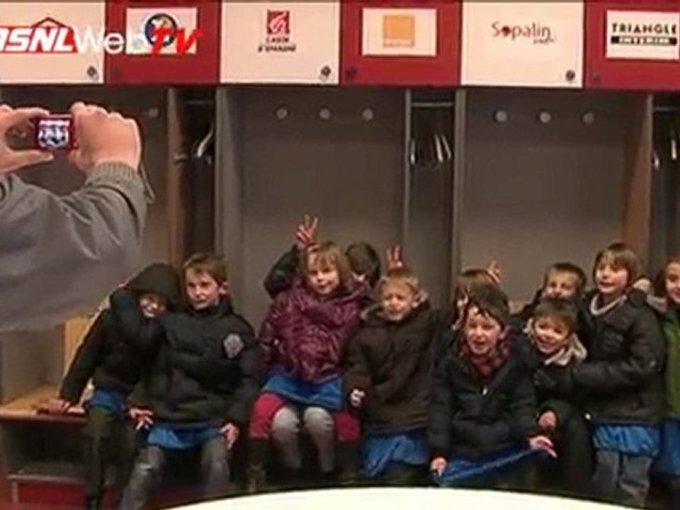 Les enfants envahissent Picot