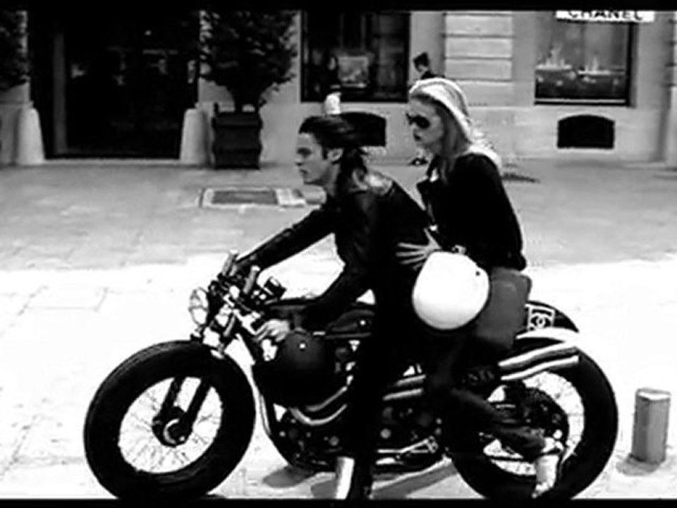 Chanel Short Movie・vol de jour