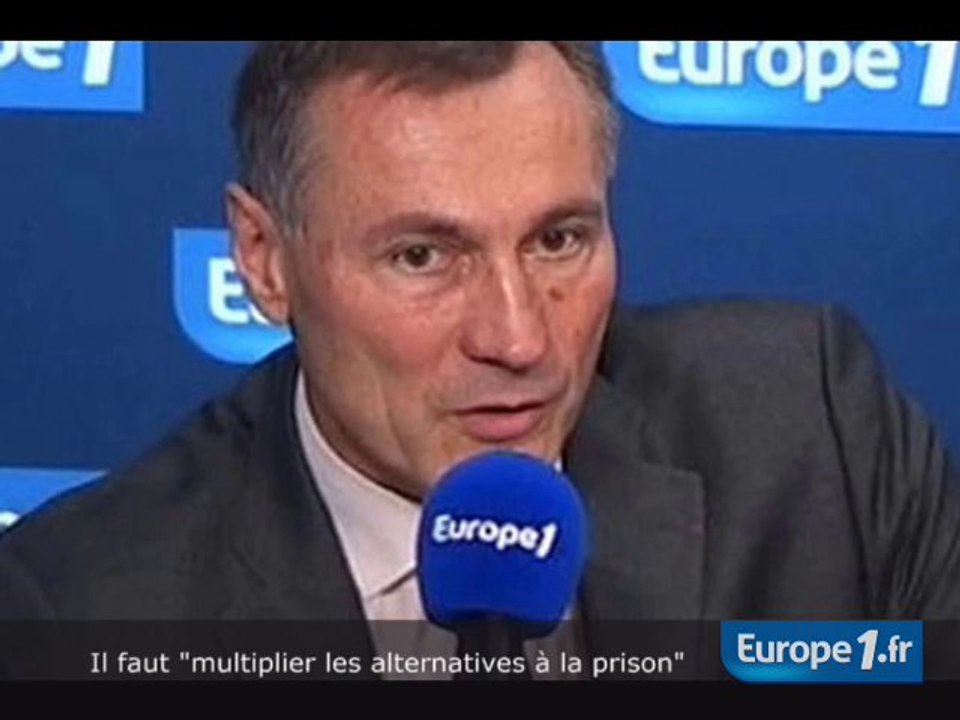 Il faut "multiplier les alternatives à la prison"