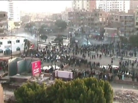 Egyptian activists call for fresh protests